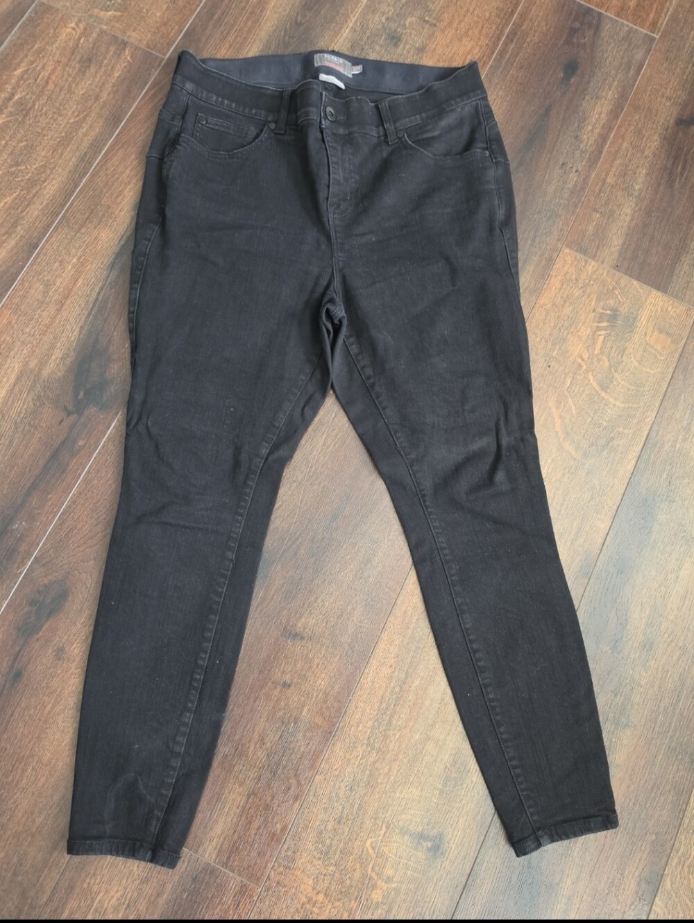 Torrid Bombshell Skinny Jeans – Black – Size 14S